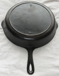 1935 Lodge 8 Skillet